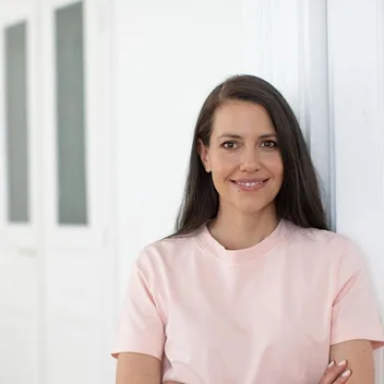 Porträt von Anna Mahlodji